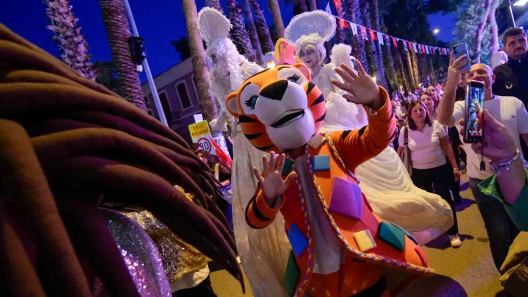 Antalya’da Tarihi Sokaklarda Masalsı Gece 2